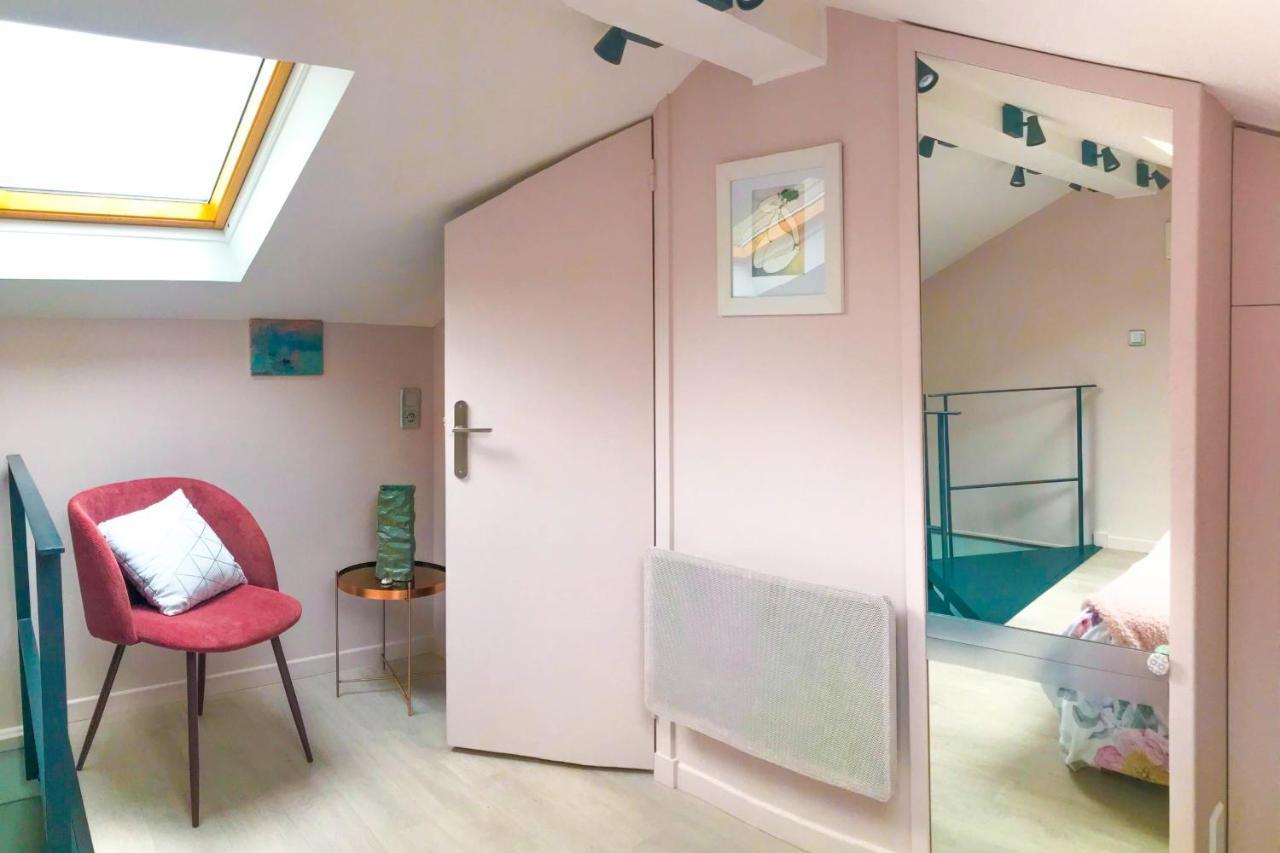Charming Townhouse With Garden In The City Of Love باريس المظهر الخارجي الصورة