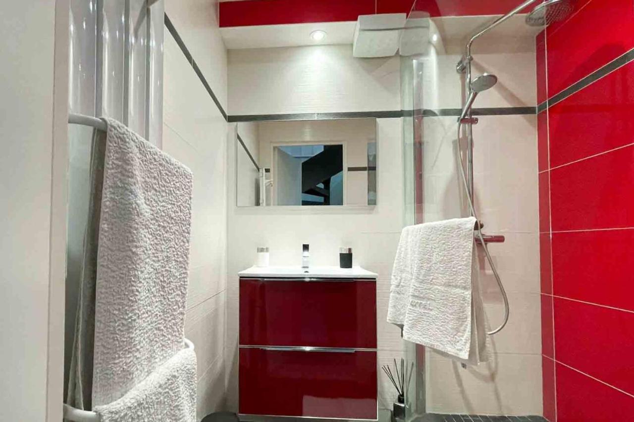 Charming Townhouse With Garden In The City Of Love باريس المظهر الخارجي الصورة